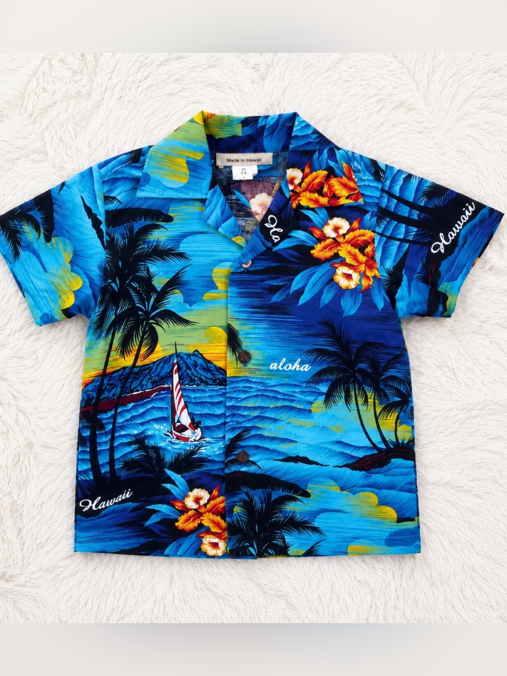 Royal Hawaiian Creations Boys Size 4 Hawaiian Shirt Made in Hawaii Tropical Aloh